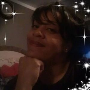 Meet your Posher, Danyelle